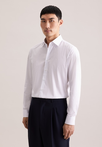 Coupe slim Chemise business 'Schwarze Rose' SEIDENSTICKER en blanc