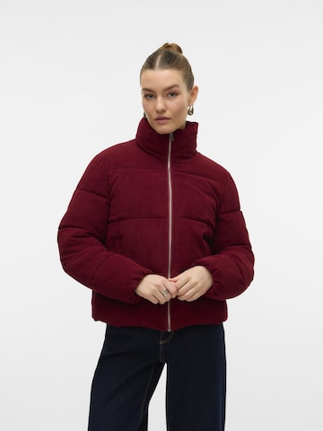 VERO MODA Overgangsjakke 'VMDebra' i rød: forside