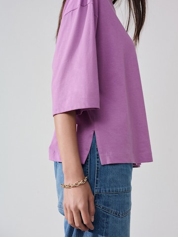 lillā Next T-Krekls