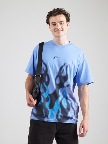 T-Shirt Nike Sportswear en bleu : devant