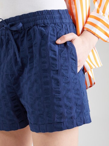 Thinking MU Regular Shorts in Blau