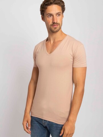 T-Shirt 'NOV' alan red en beige