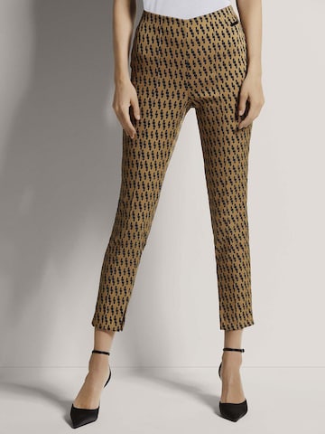 Coupe slim Pantalon MADELEINE en marron : devant