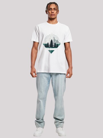 T-Shirt 'Hike More Mountains' F4NT4STIC en blanc