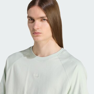 Maglietta 'Premium Essentials' di ADIDAS ORIGINALS in verde