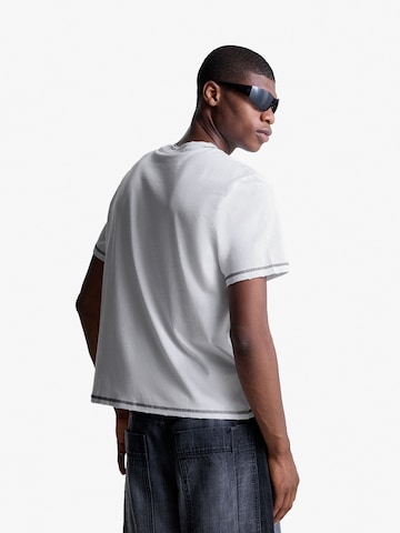 Bershka Shirt 'VON DUTCH' in White