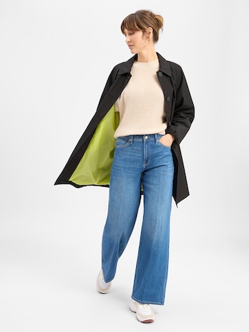 Fuchs Schmitt Between-Seasons Coat in Black