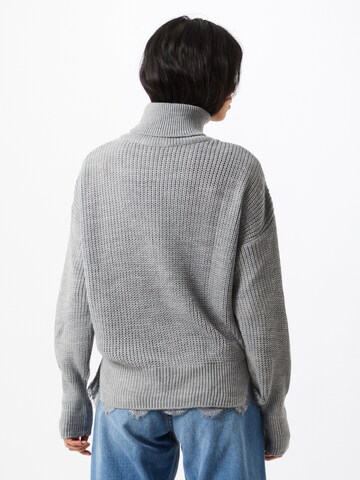 Trendyol Pullover in Grau