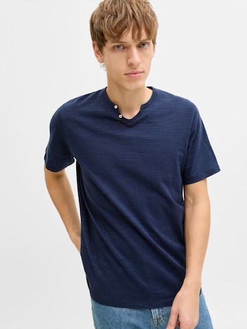 JJ Rebel Koszulka 'JREBWINDOM' w kolorze niebieski