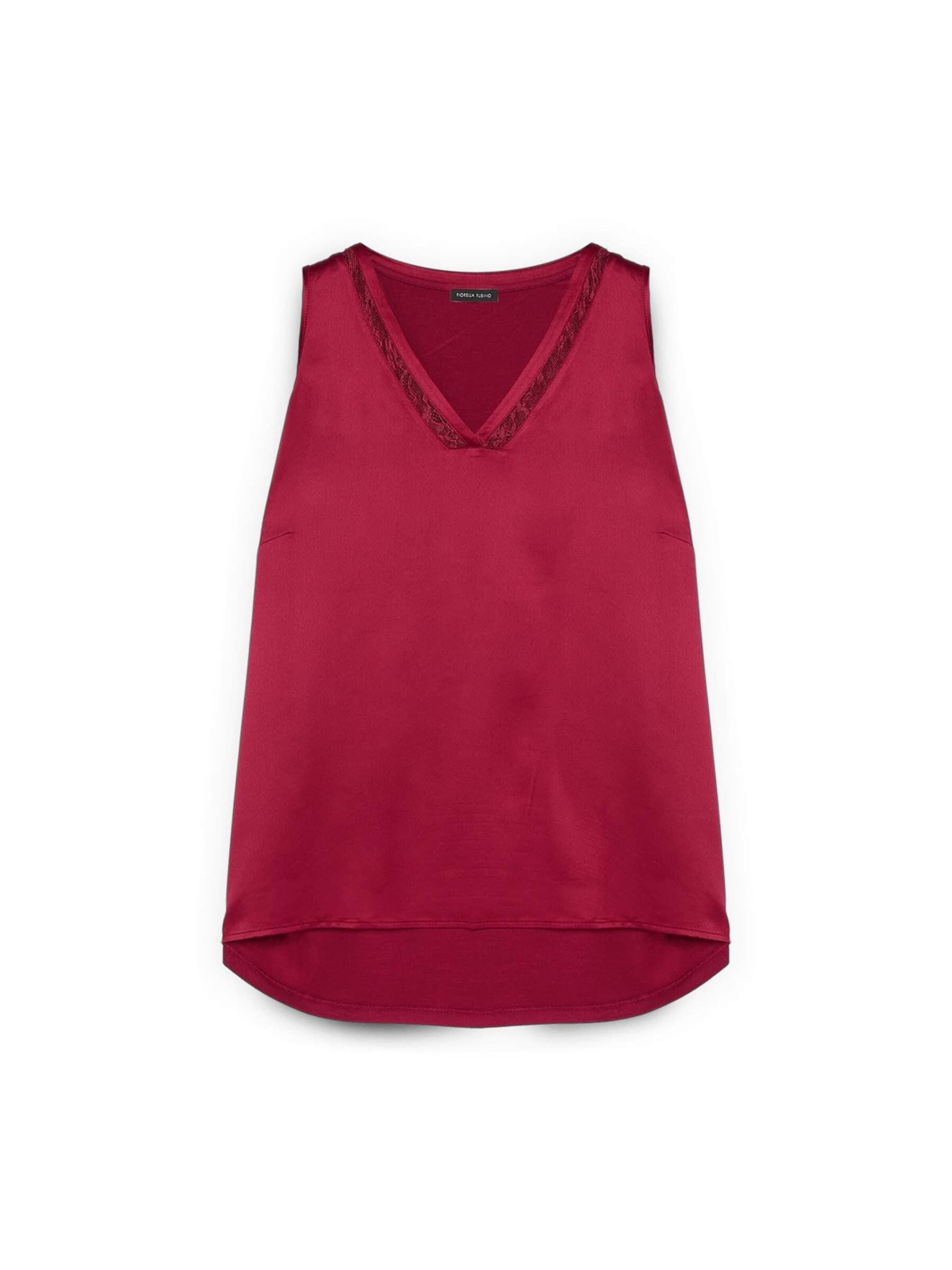 Fiorella Rubino - Top en rojo: frente