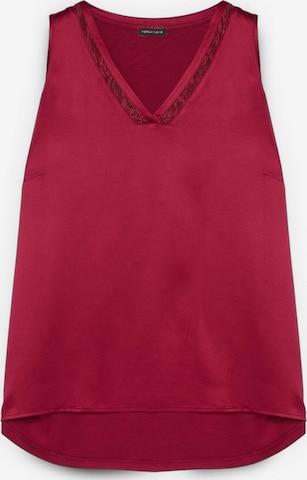 Fiorella Rubino - Top en rojo: frente