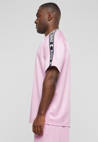 Karl Kani T-shirt i rosa