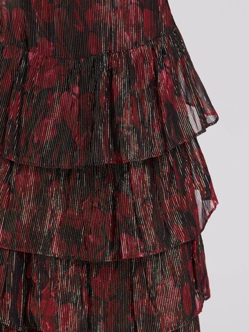 Finding Friday Kleid in Rot