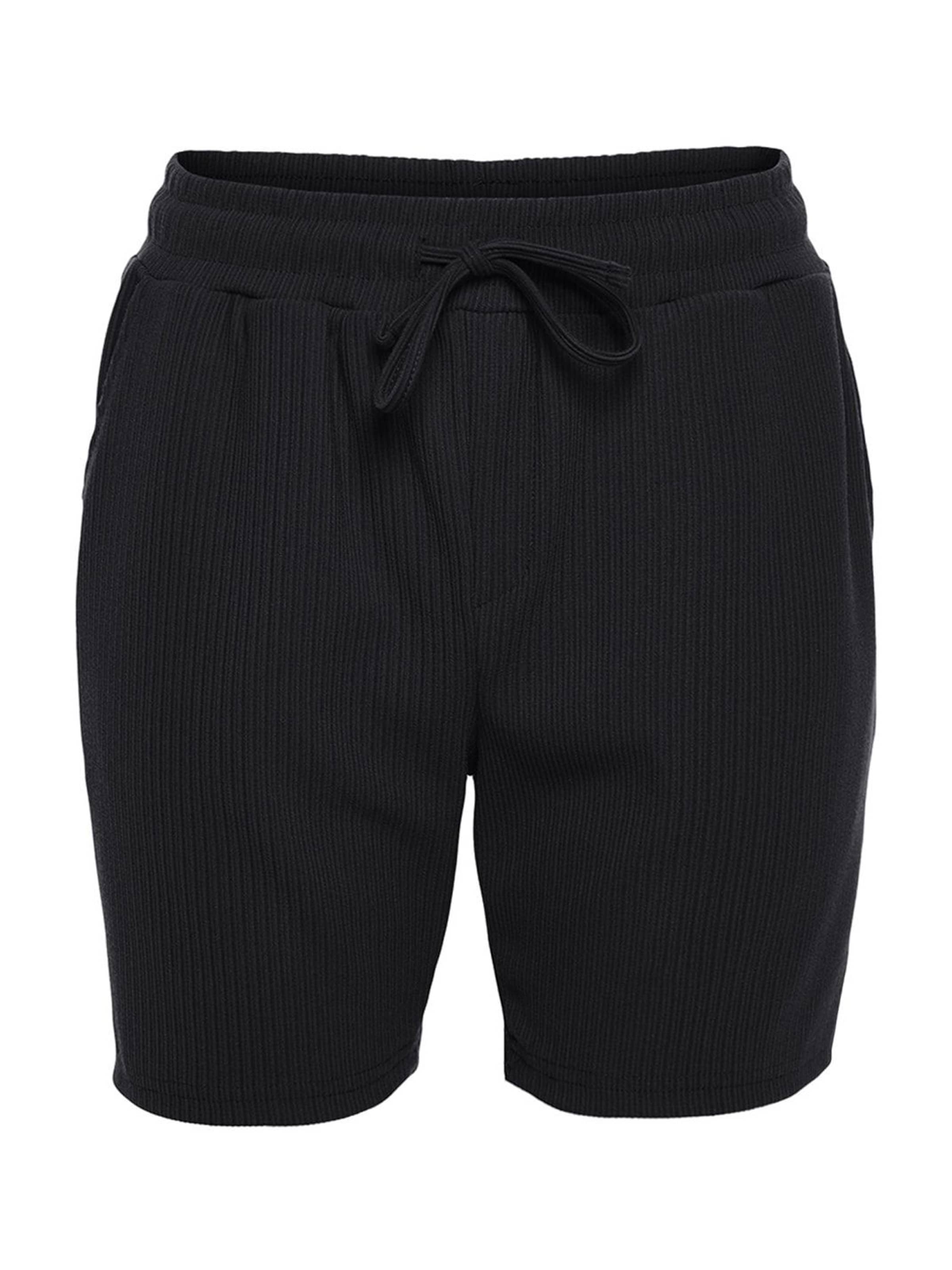 Trendyol Shorts in schwarz, Produktansicht