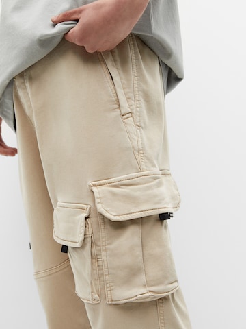Pull&Bear Дънки Tapered Leg Карго панталон в сиво