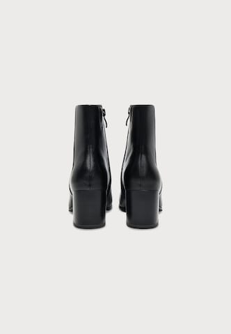 CAPRICE - Botines en negro