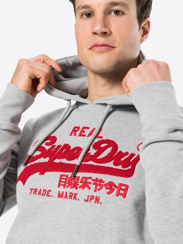 Sweat-shirt Superdry en gris