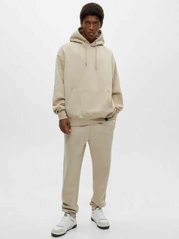 Pull&Bear Sweatsuit in Beige: front