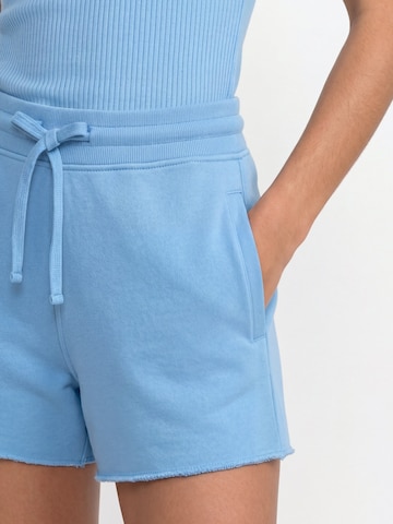 Rich & Royal Regular Shorts in Blau