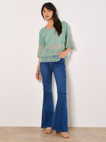 Apricot Blouse in Green