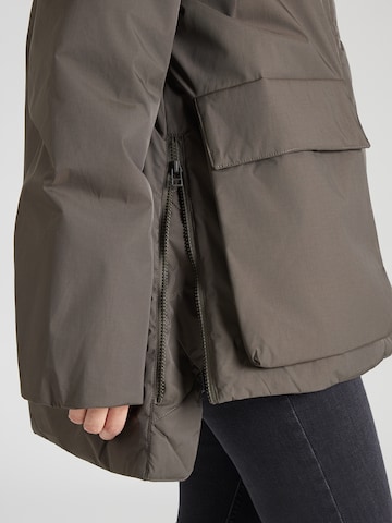 Embassy of Bricks and Logs Téli dzseki 'Alma' - zöld