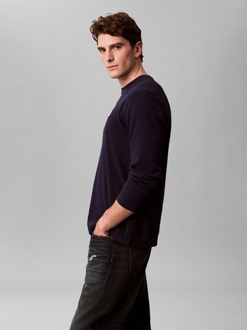 Calvin Klein Jeans Футболка в Лиловый