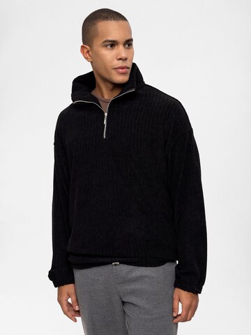 Antioch Sweatshirt in Zwart: voorkant