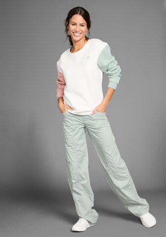 KangaROOS Sweatshirt in White