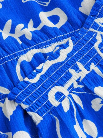 Set Next en bleu