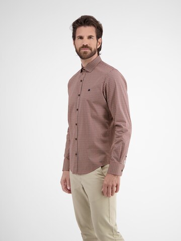 Coupe regular Chemise LERROS en rouge