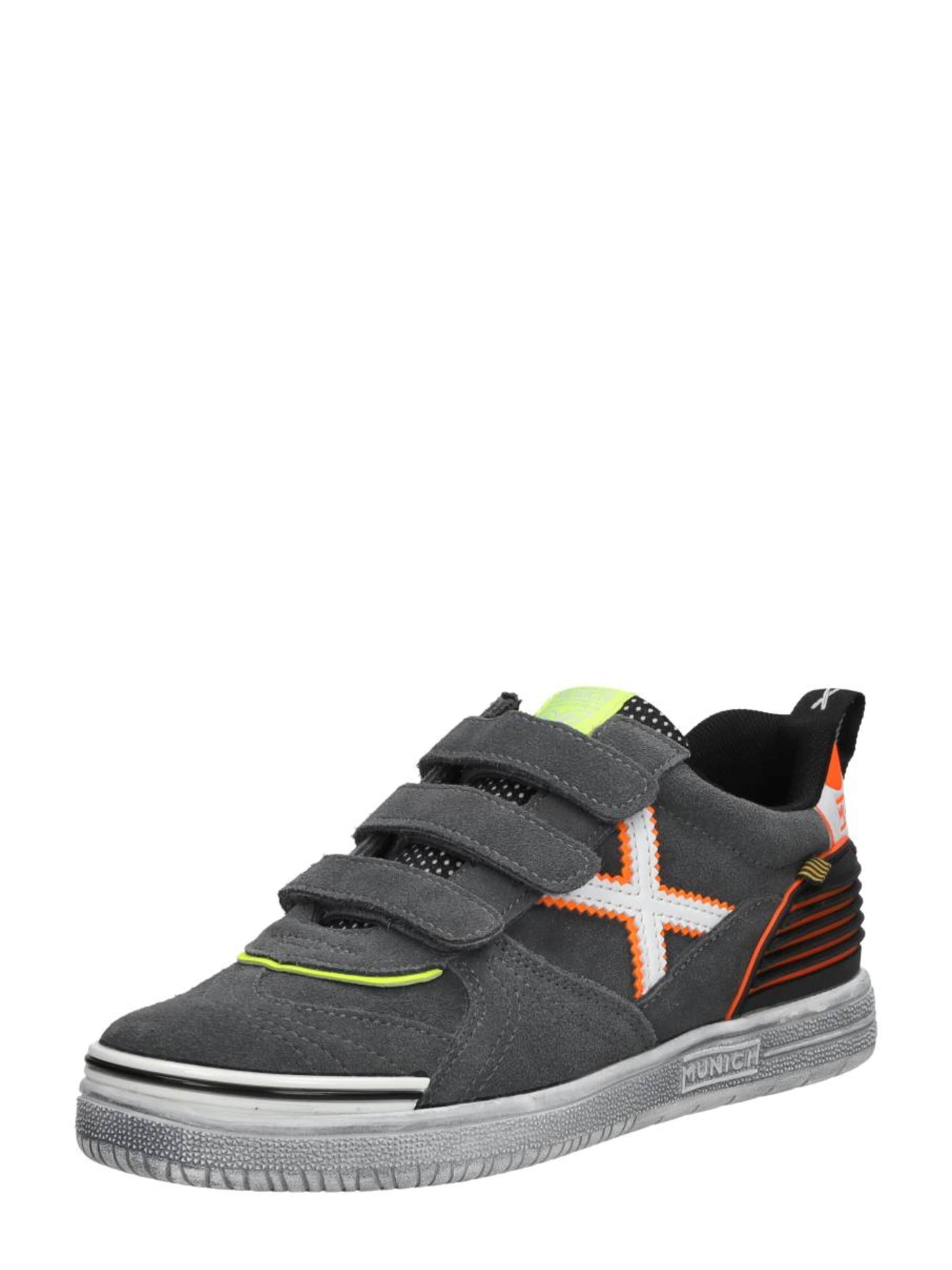 MUNICH Sneakers 'Klittenband Laag' in Grey