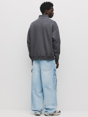 Pull&Bear Sweatshirt in Grey