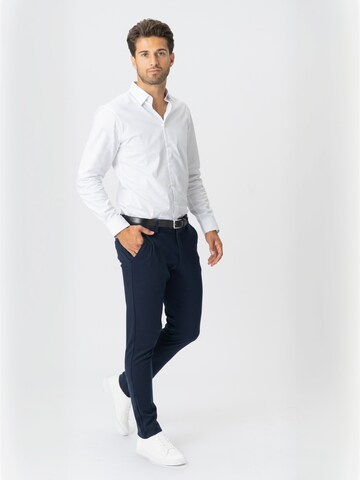 TEESHOPPEN Regular Trousers ' Performance ' in Blue: front