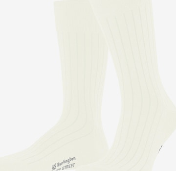 BURLINGTON Socks 'Duke Street' in White: front