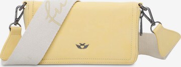 Fritzi aus Preußen Crossbody Bag 'Lou' in Yellow: front