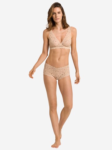 Hanro Panty 'Moments' in Beige: front