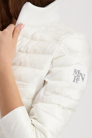 monari Between-Season Jacket in White