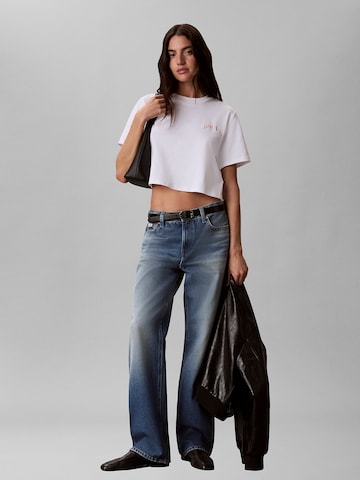 T-shirt 'Boxy' Calvin Klein Jeans en blanc