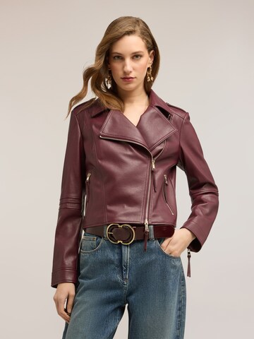 MOTIVI Between-Season Jacket in Red: front