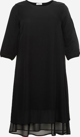 Rochie de la SHEEGO pe negru: față