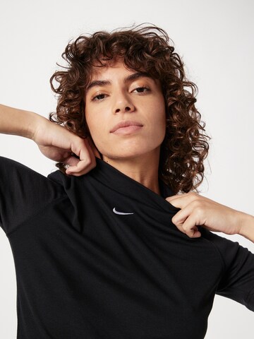 Nike Sportswear Tričko – černá