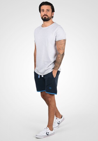 !Solid Regular Sweatshorts 'Benjamin' in Blau