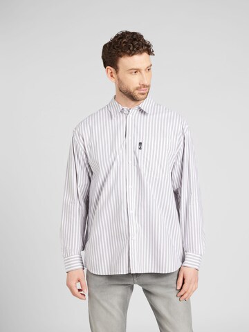 WOOD WOOD - Regular Fit Camisa 'Day' em cinzento: frente