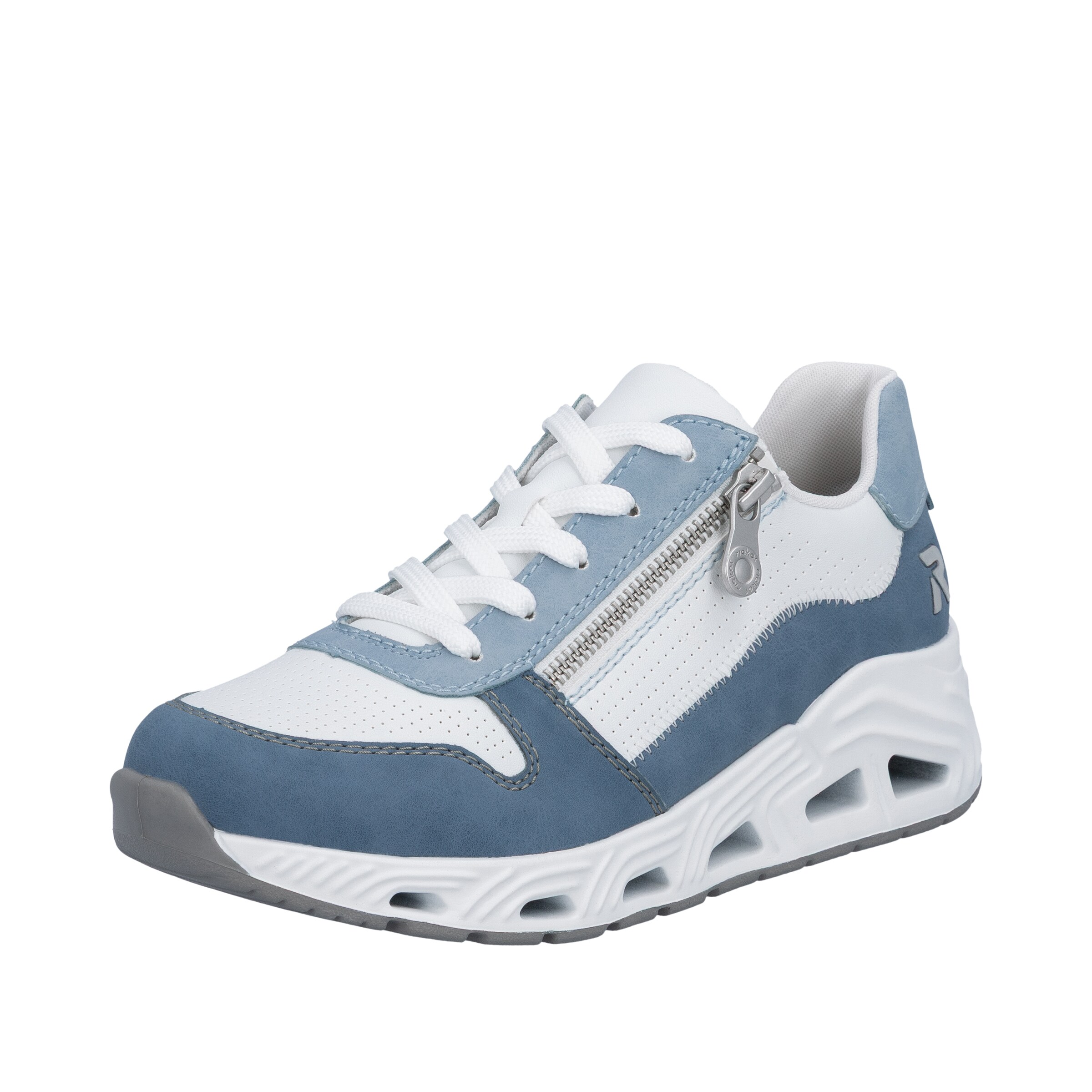 Baskets basses Rieker Sport en bleu : devant