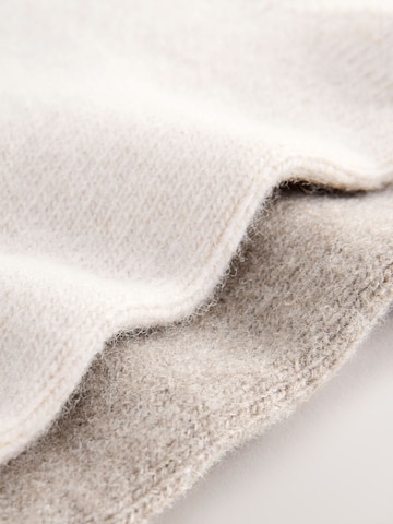 Next Sokid, värv beež