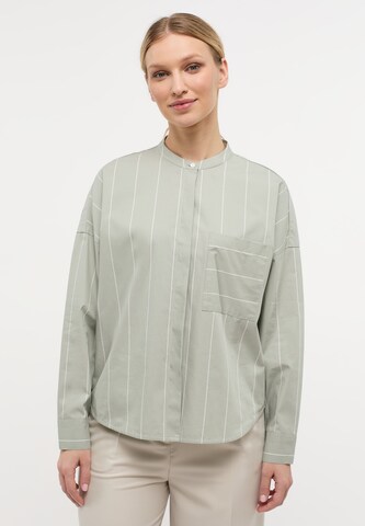 ETERNA Blouse in Groen: voorkant