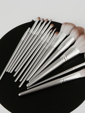 Technique Pro Jewelry set in Grey