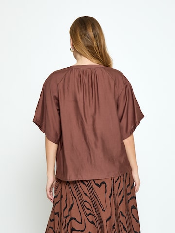 Peppercorn - Camisa 'Ida' em castanho