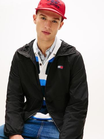Tommy Jeans - Chaqueta de entretiempo en negro