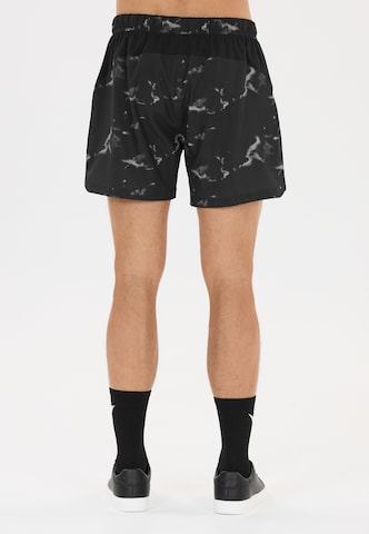 Virtus Regular Shorts 'Lavis' in Schwarz